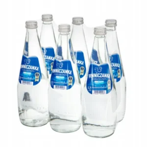 PIWNICZANKA Naturalna Woda Mineralna w szkle Wysokonasycona CO2 300ml
