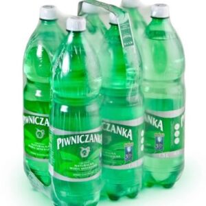 Piwniczanka Naturalna woda średnionasycona CO2 1,5l